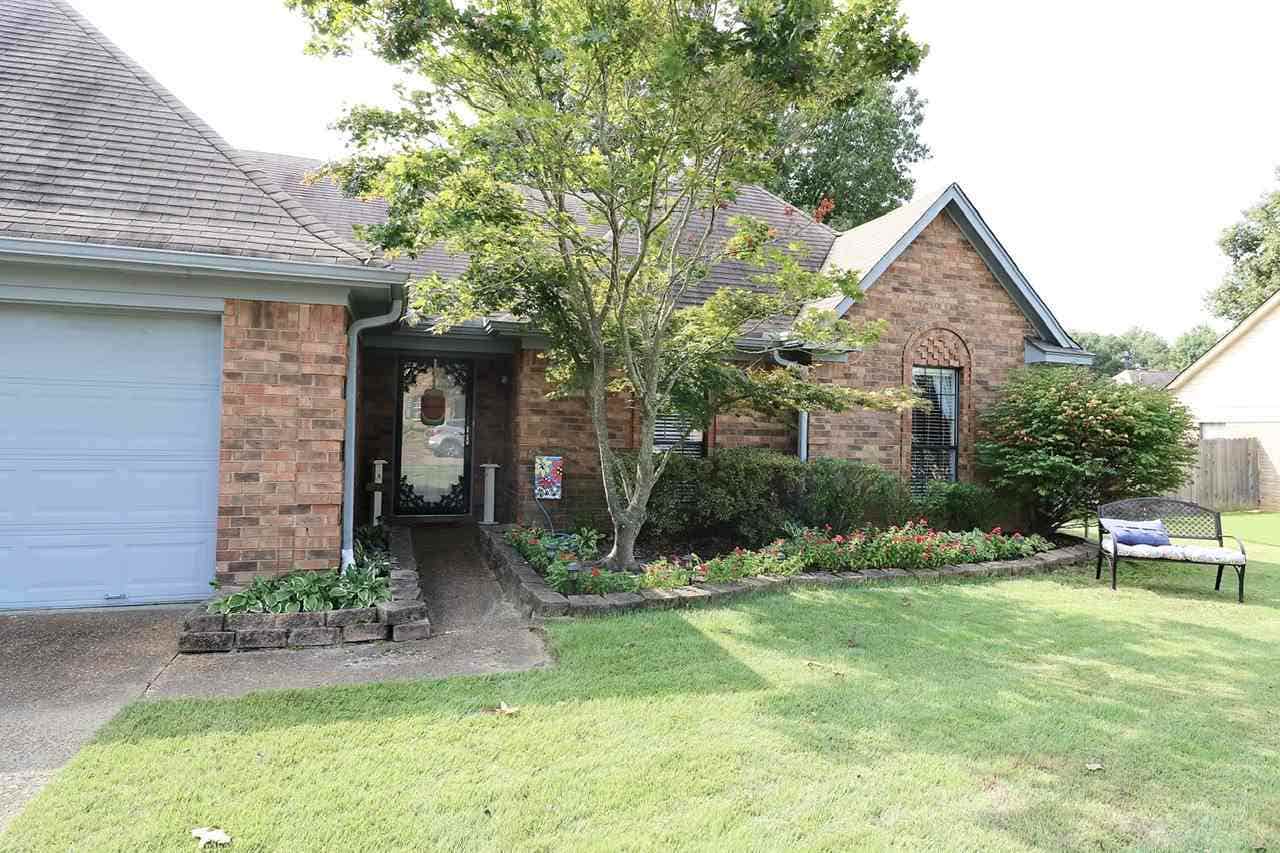 Sold 7947 Sandywood Ln, Bartlett, TN 38133 3 Beds / 2 Full Baths