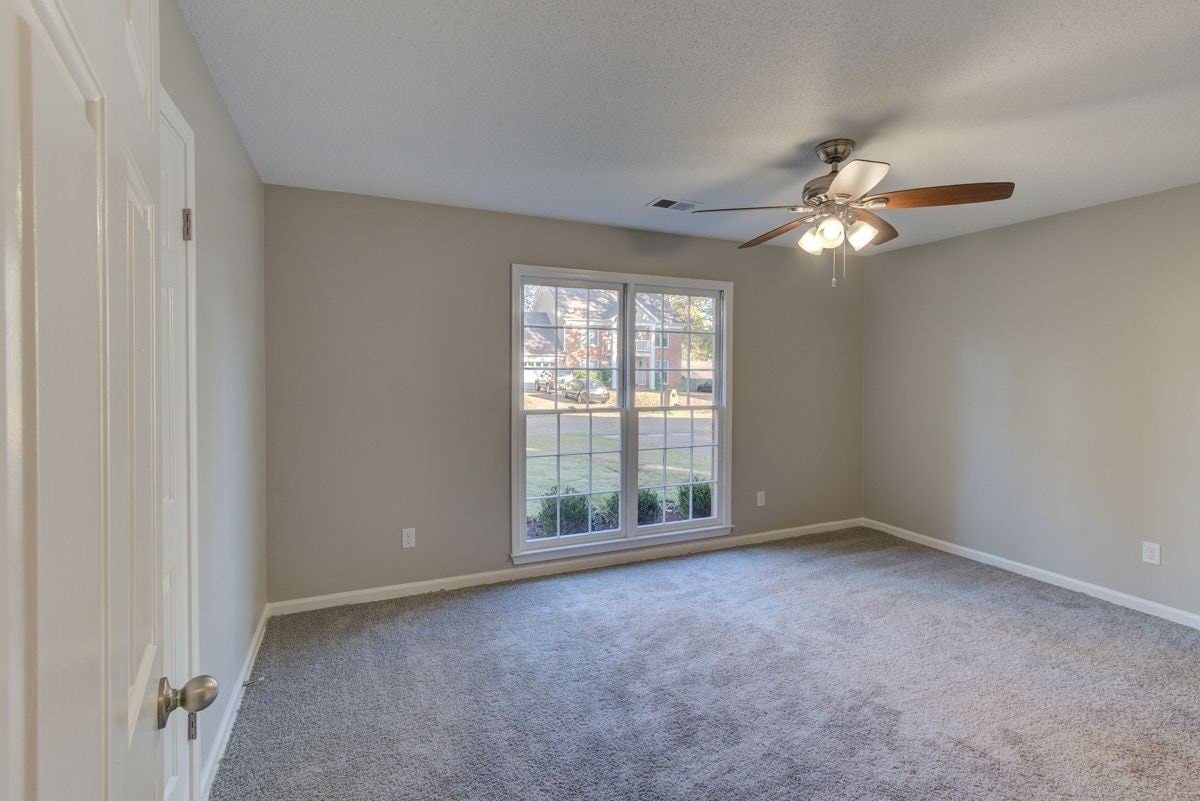 Sold 293 Summerfield Ln, Memphis, TN 38018 3 Beds / 2 Full Baths