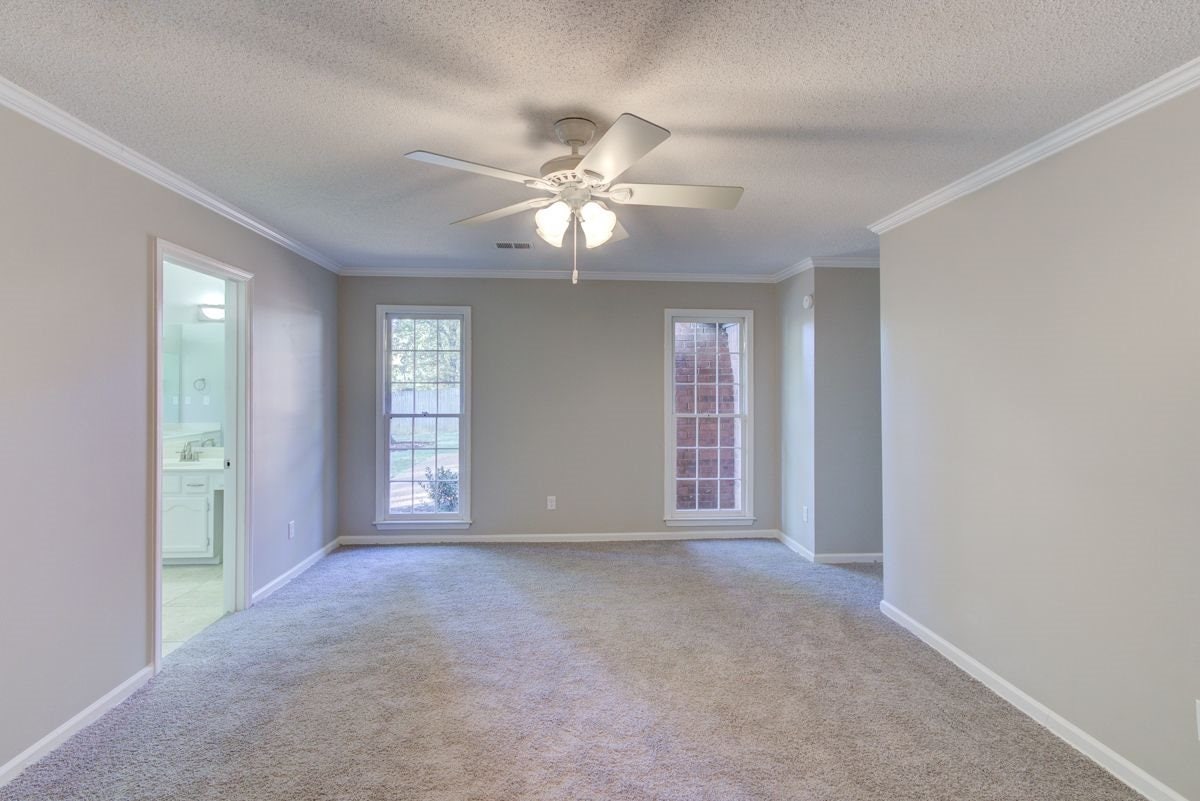 293 Summerfield Ln, Memphis, TN 38018